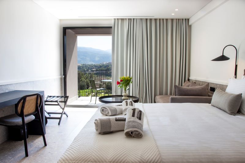 11 room 800