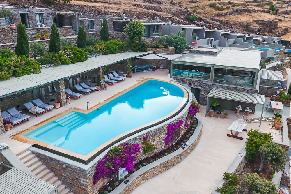 Aeolis Tinos Suites: Εκεί που ο νησιώτικος γάμος των ονείρων σας ξεπερνά κάθε προσδοκία