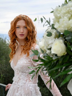 White Wedding στη Villa Grosse: Λευκή συμφωνία με φόντο το Ιόνιο
