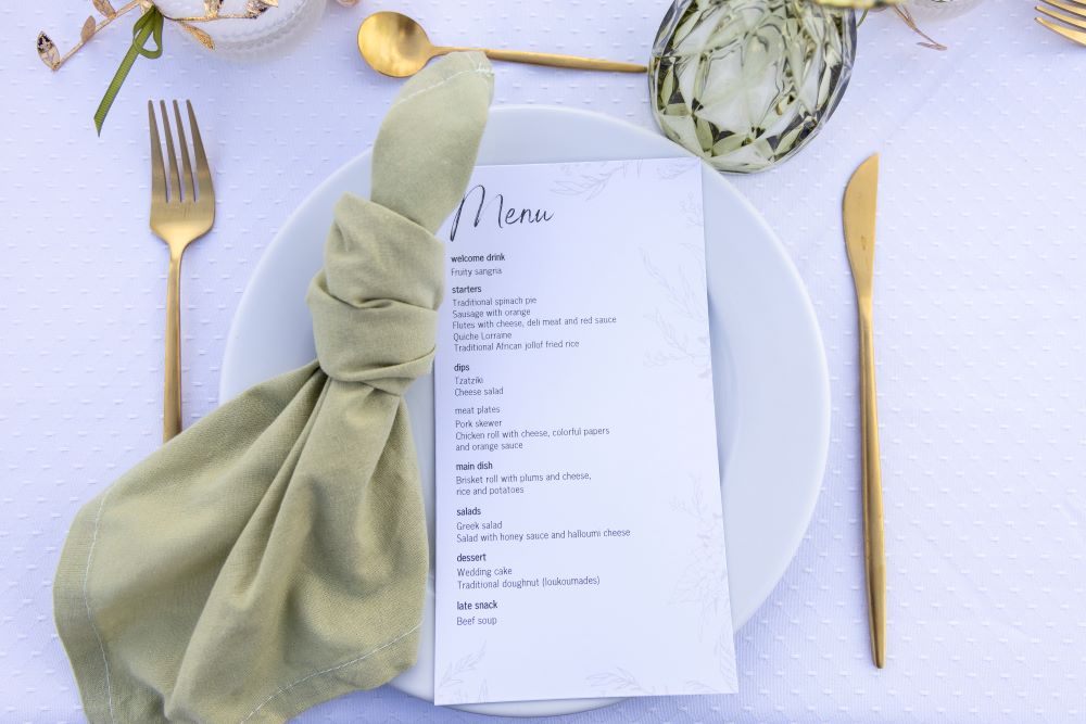 AA 33 PLACE SETTING